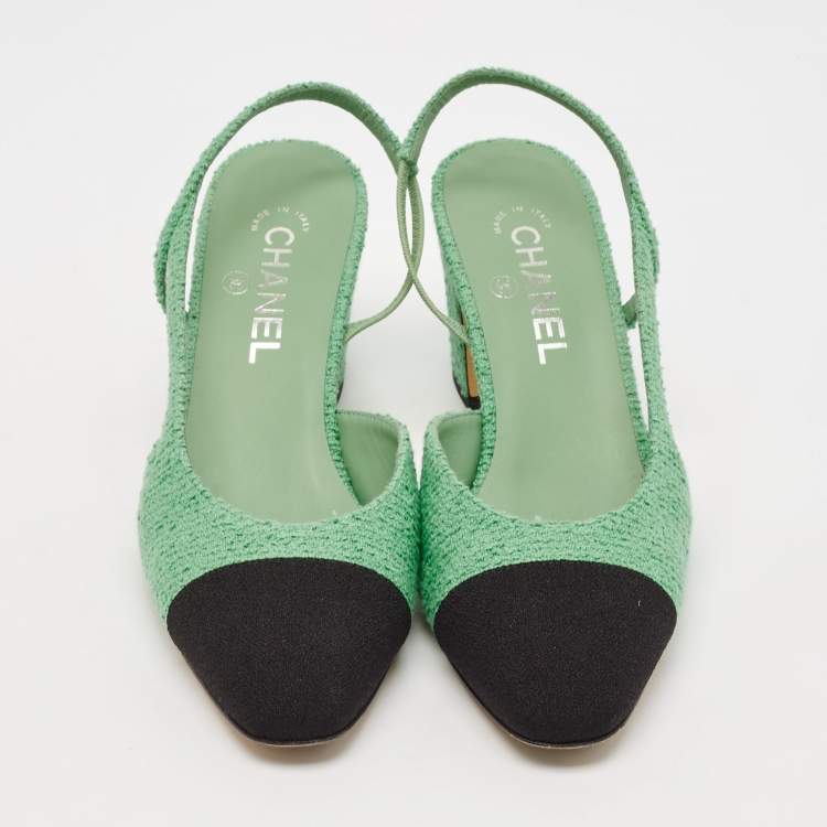 Pre Owned Chanel Green/Black Tweed and Fabric Cap Toe CC Slingback Pumps Size 39.5