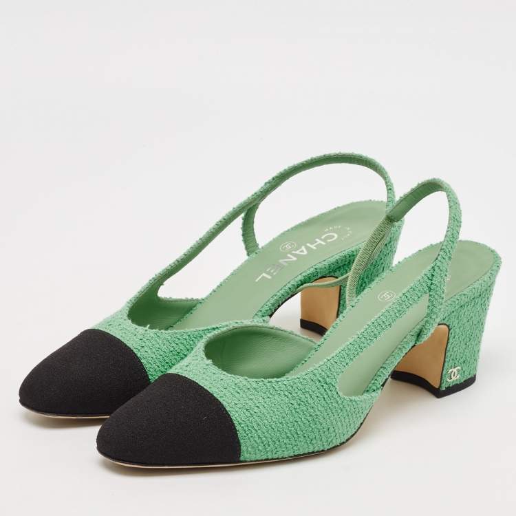 Pre Owned Chanel Green/Black Tweed and Fabric Cap Toe CC Slingback Pumps Size 39.5