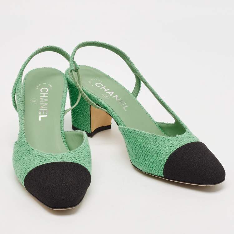 Pre Owned Chanel Green/Black Tweed and Fabric Cap Toe CC Slingback Pumps Size 39.5