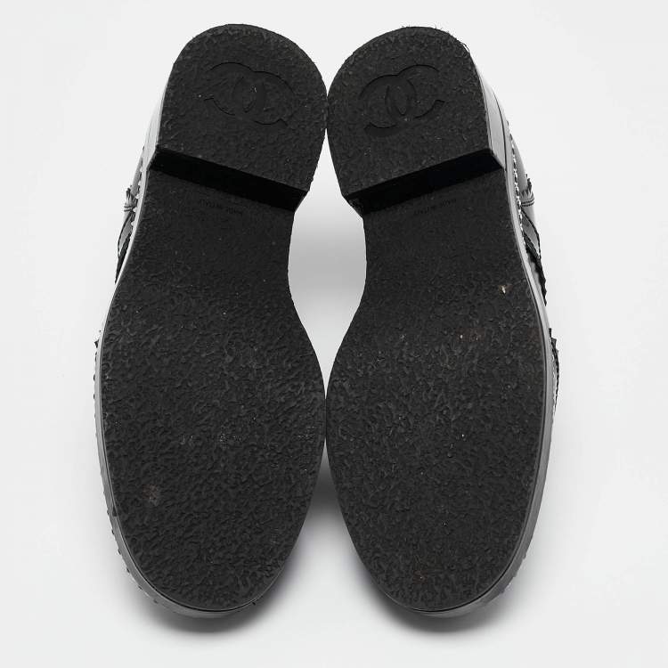 Pre Owned Chanel Black Leather and Patent CC Lace Up Oxfords Size 39