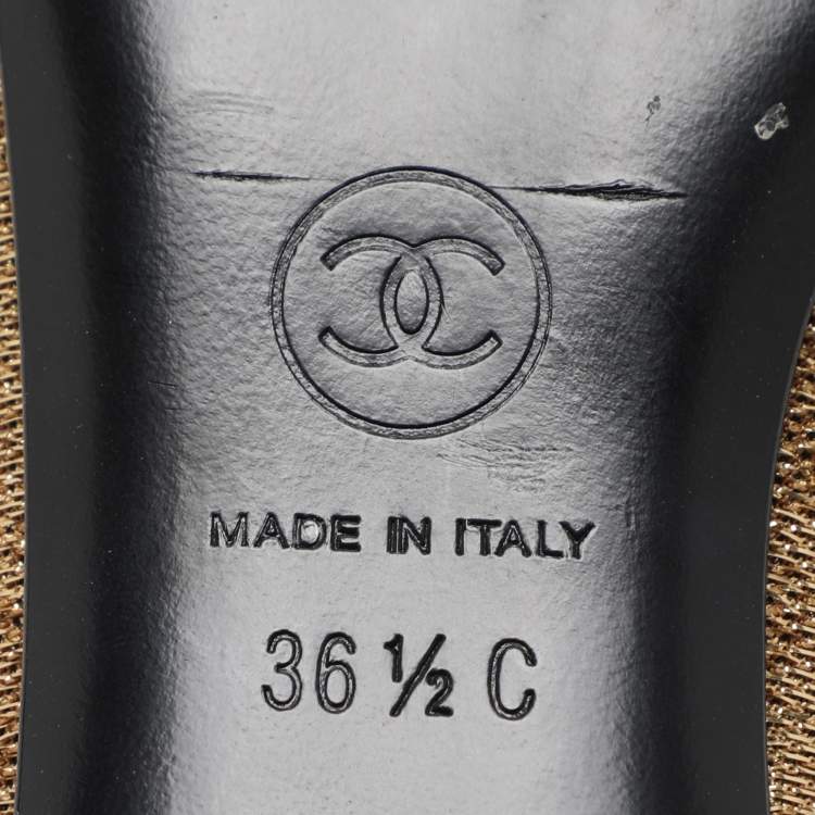 Pre Owned Chanel Gold/Black Lurex Fabric CC Cap Toe Block Heel Pumps Size 36.5