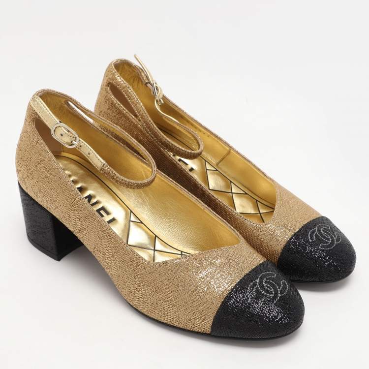 Pre Owned Chanel Gold/Black Lurex Fabric CC Cap Toe Block Heel Pumps Size 36.5