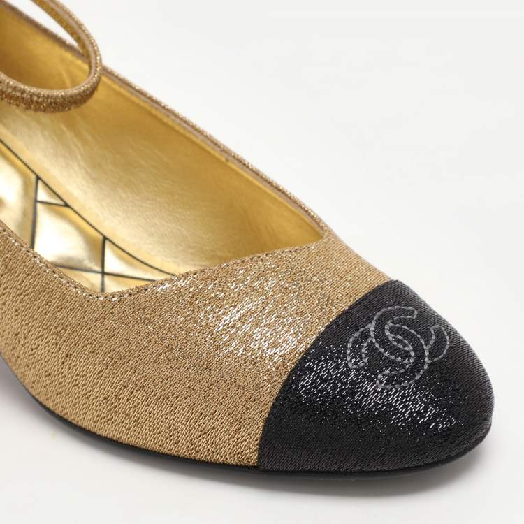 Pre Owned Chanel Gold/Black Lurex Fabric CC Cap Toe Block Heel Pumps Size 36.5