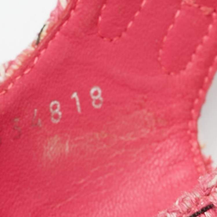 Pre Owned Chanel Pink Tweed Embellished CC Thong Flat Sandals Size 38.5