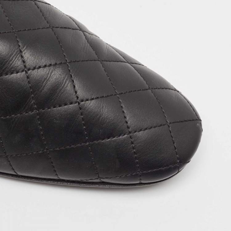 Pre Owned Chanel Black Leather CC Loafers Size 39.5