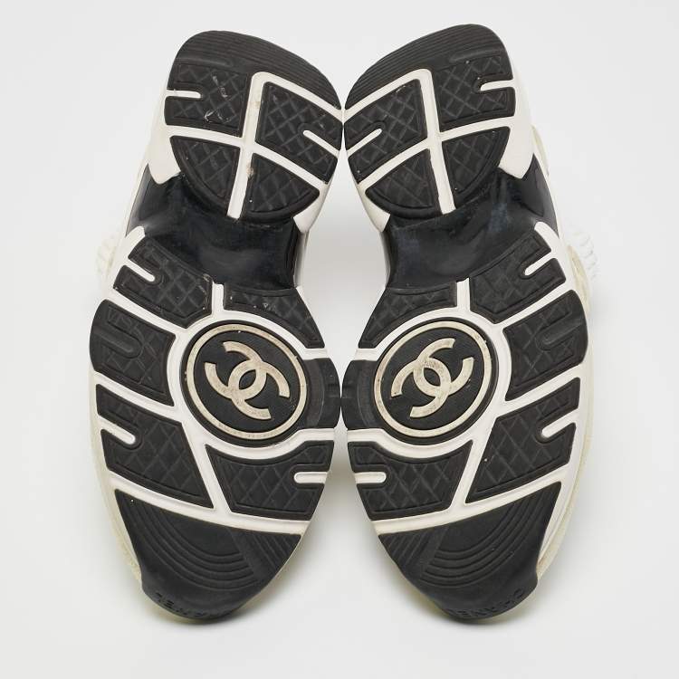 Pre Owned Chanel White Knit Fabric and Suede Lace Up Sneakers Size 38.5