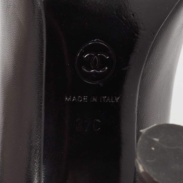 Pre Owned Chanel Black Leather Embellished Pumps Size 37