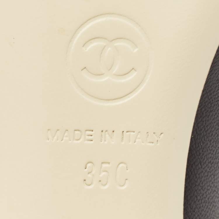 Pre Owned Chanel Black Leather CC Camelia Cap Toe Pumps Size 35