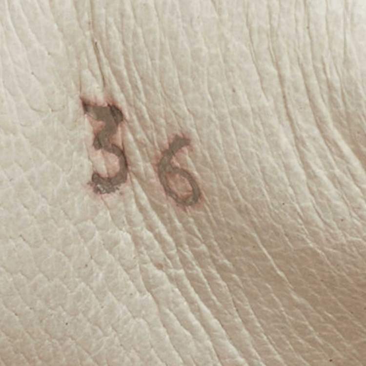 Pre Owned Chanel White/Cream Rubber and Velvet CC Low Top Sneakers Size 36