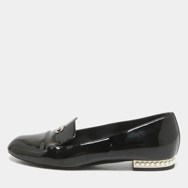 Pre Owned Chanel Black Patent Leather CC Pearl Embellished Smoking Loafers Size 38