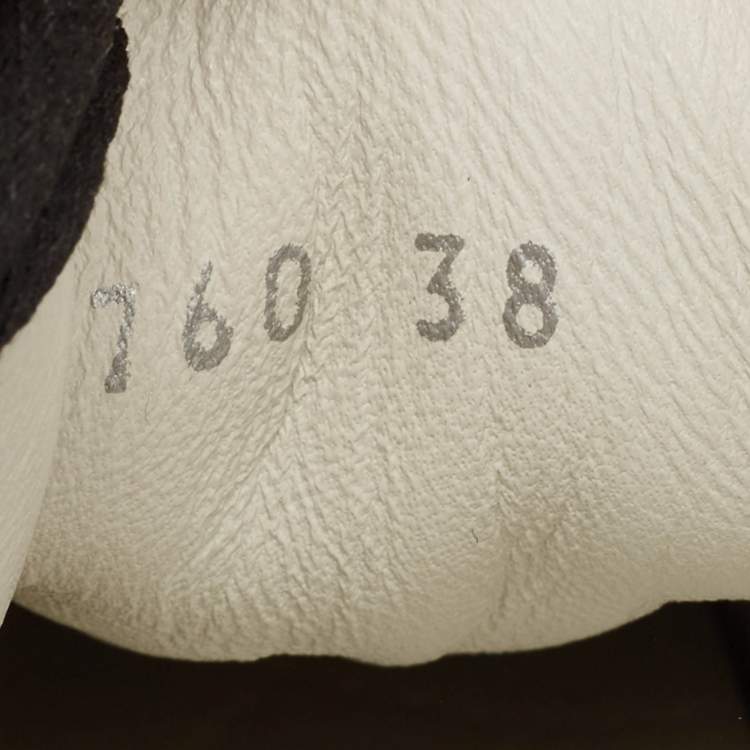 Pre Owned Chanel Black Canvas CC Cap Top Lace Up Sneakers Size 38