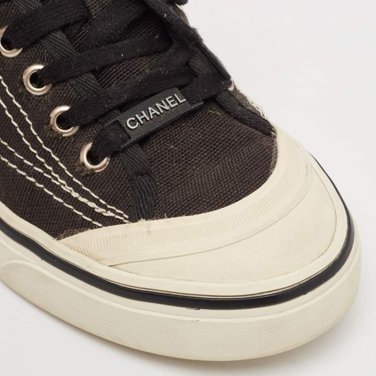 Pre Owned Chanel Black Canvas CC Cap Top Lace Up Sneakers Size 38