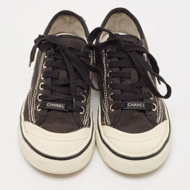 Pre Owned Chanel Black Canvas CC Cap Top Lace Up Sneakers Size 38