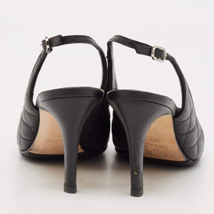 Pre Owned Chanel Black Quilted Leather CC Cap Toe Slingback Pumps Size 38.5