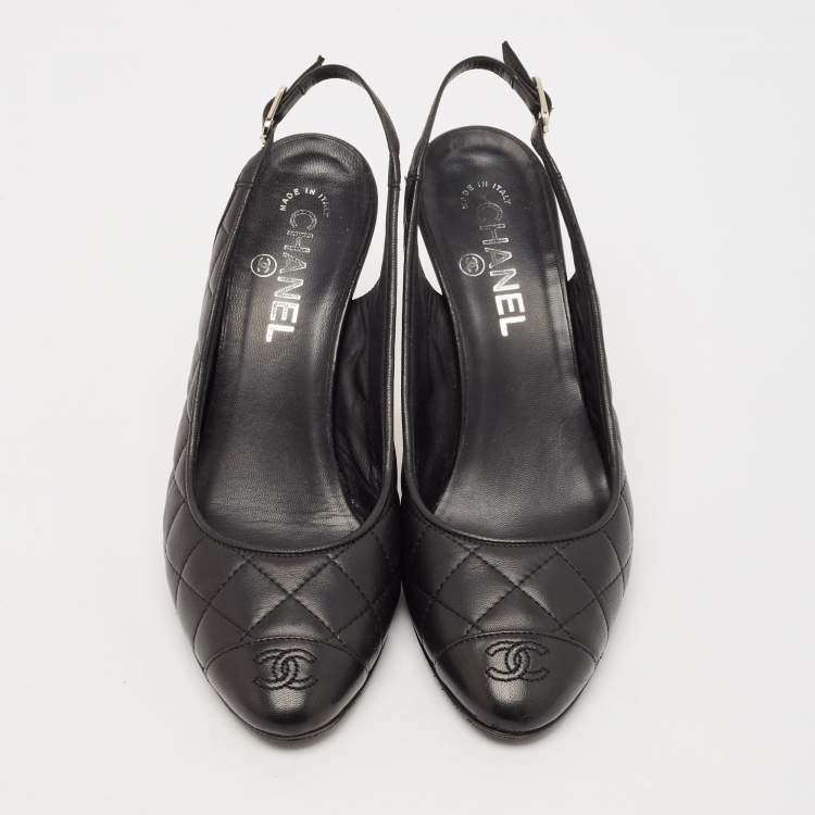 Pre Owned Chanel Black Quilted Leather CC Cap Toe Slingback Pumps Size 38.5