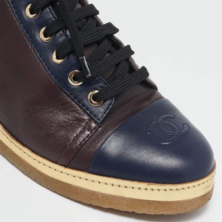 Pre Owned Chanel Blue/Brown Leather CC Cap Toe Ankle Length Boots Size 38.5