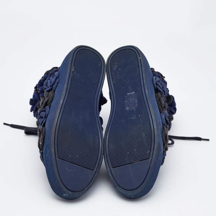Pre Owned Chanel Black/Blue Leather CC Camellia High Top Sneakers Size 38