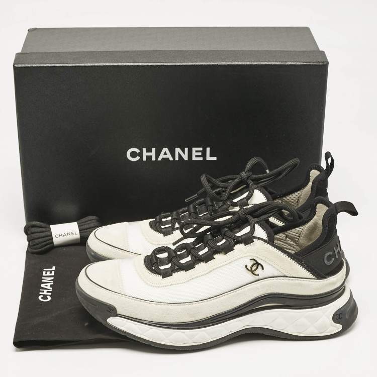 Pre Owned Chanel Grey/White Suede And Nylon CC Low Top Sneakers Size 39
