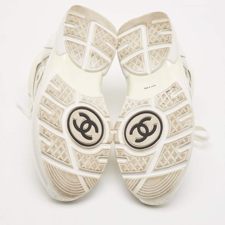 Pre Owned Chanel Off White Patent Leather and PVC CC Low Top Sneakers Size 36