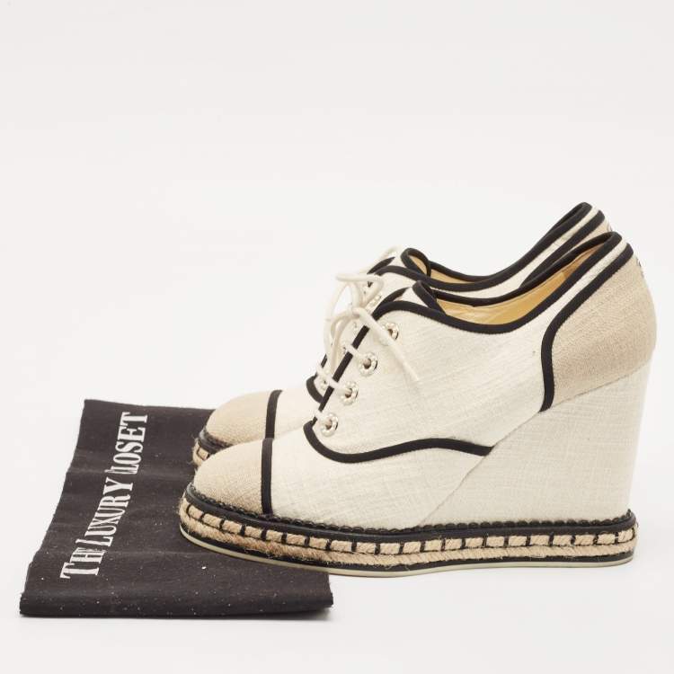 Pre Owned Chanel Multicolor Canvas CC Wedge Sneakers Size 39.5