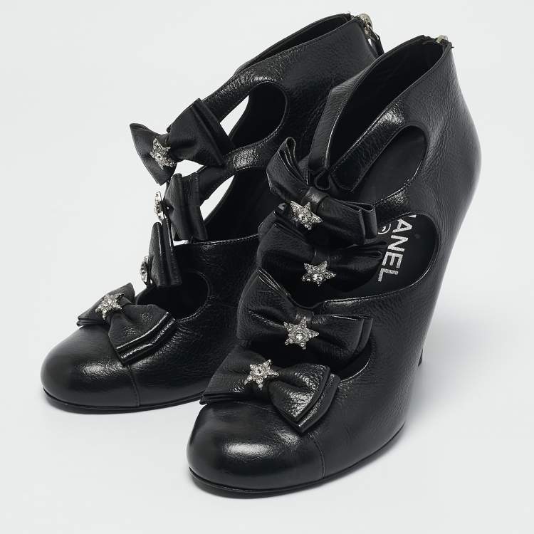 Pre Owned Chanel Black Leather Crystal Star Bow Booties Size 39.5