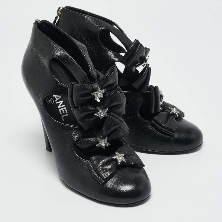 Pre Owned Chanel Black Leather Crystal Star Bow Booties Size 39.5