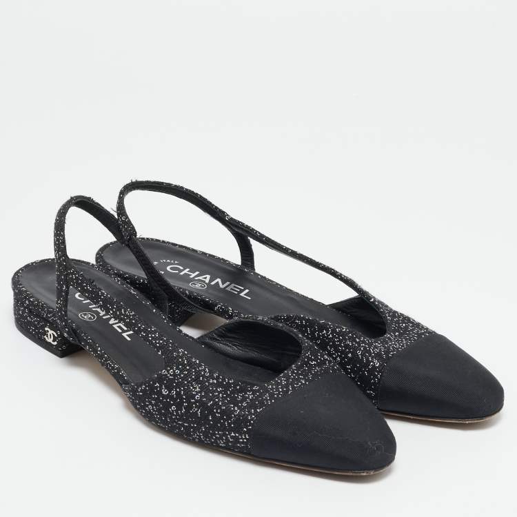 Pre Owned Chanel White/Black Tweed and Canvas CC Toe Slingback Sandals Size 38.5