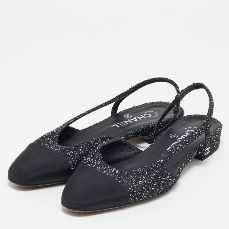 Pre Owned Chanel White/Black Tweed and Canvas CC Toe Slingback Sandals Size 38.5