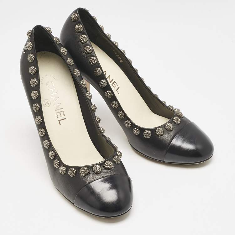 Pre Owned Chanel Black Leather CC Camelia Stud Cap Toe Pumps Size 38