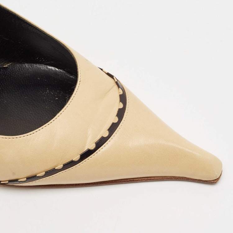 Pre Owned Chanel Beige/Black Leather Slingback Pumps Size 38.5