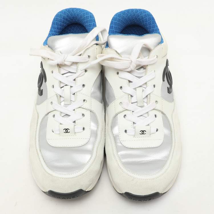 Pre Owned Chanel White/Silver Suede, Fabric and Leather CC Low Top Sneakers Size 38.5