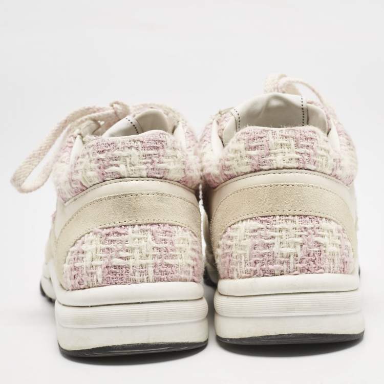 Pre Owned Chanel Cream/Pink Tweed and Leather CC Low Top Sneakers Size 36.5