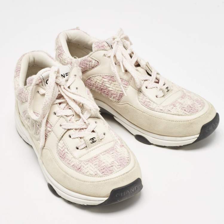 Pre Owned Chanel Cream/Pink Tweed and Leather CC Low Top Sneakers Size 36.5