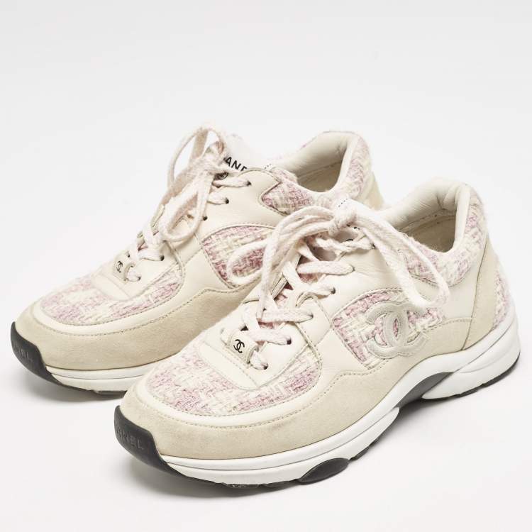 Pre Owned Chanel Cream/Pink Tweed and Leather CC Low Top Sneakers Size 36.5