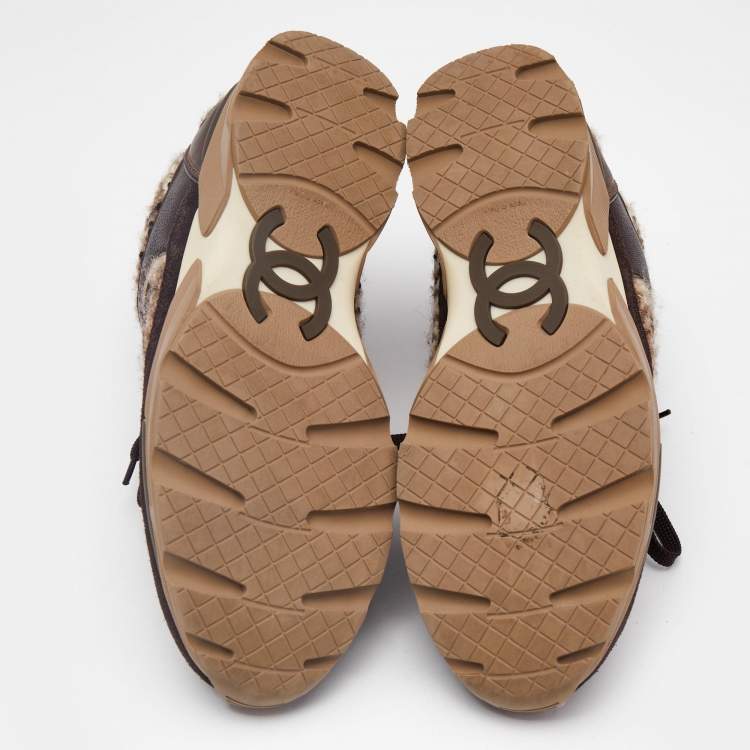 Pre Owned Chanel Brown/Beige Tweed and Leather CC Low Top Sneakers Size 39