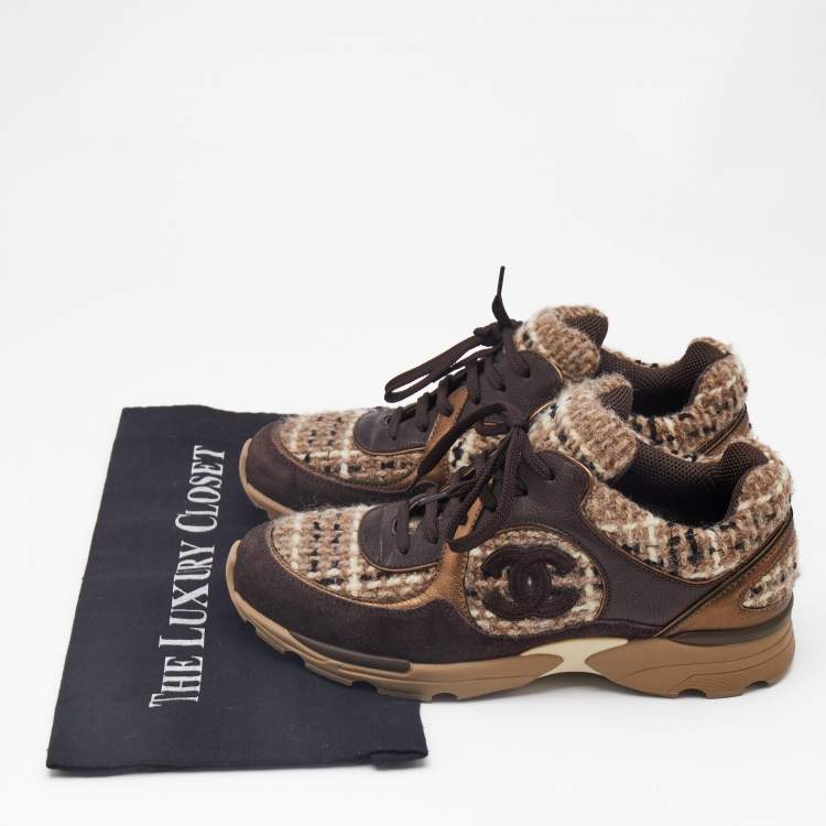 Pre Owned Chanel Brown/Beige Tweed and Leather CC Low Top Sneakers Size 39
