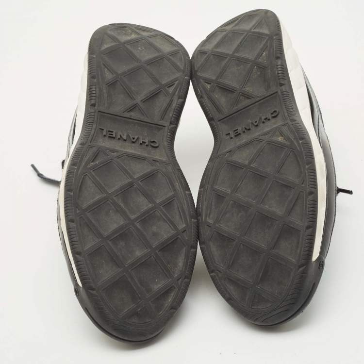 Pre Owned Chanel Black Suede Leather And Fabric CC Lace Up Sneakers Size 38