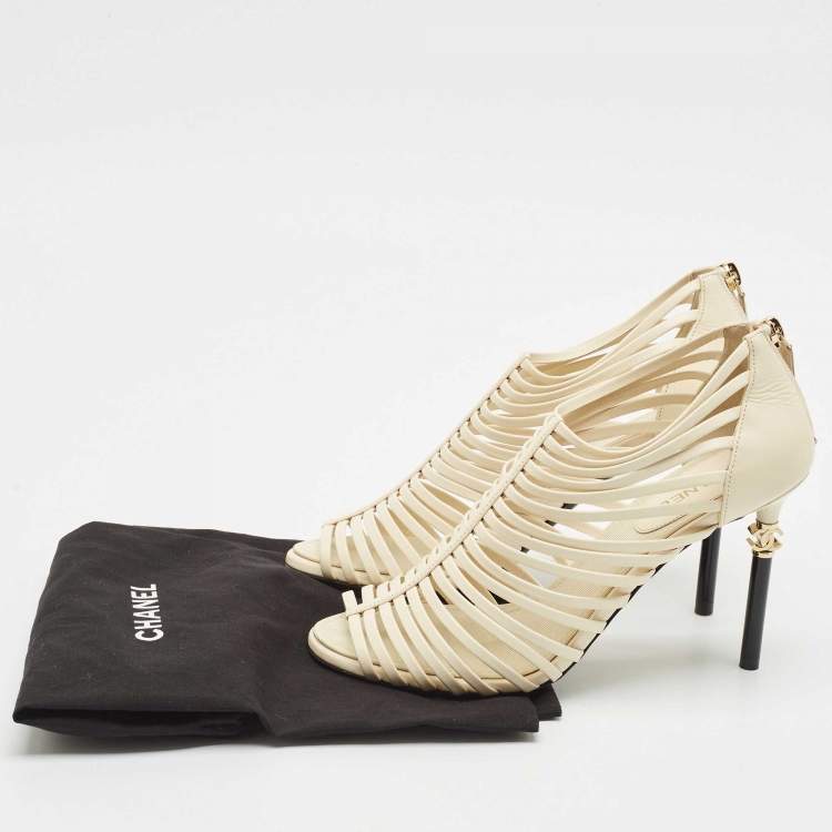Pre Owned Chanel Off White Leather CC Caged Booties Size 38