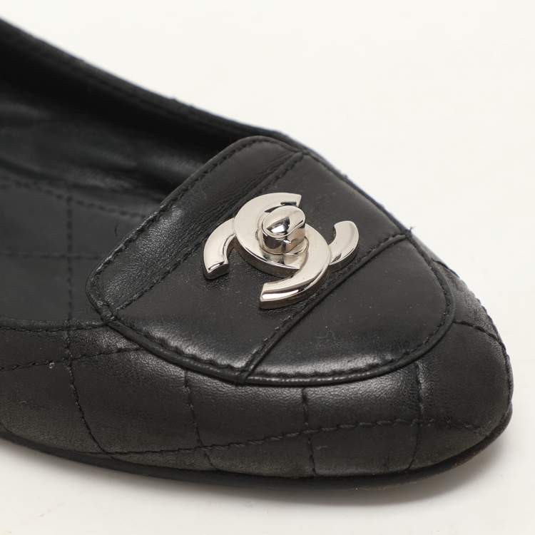 Pre Owned Chanel Black Quilted Leather CC Loafers Size 36