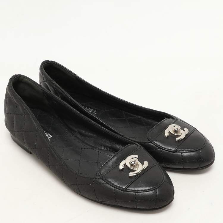 Pre Owned Chanel Black Quilted Leather CC Loafers Size 36