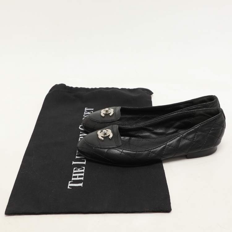 Pre Owned Chanel Black Quilted Leather CC Loafers Size 36