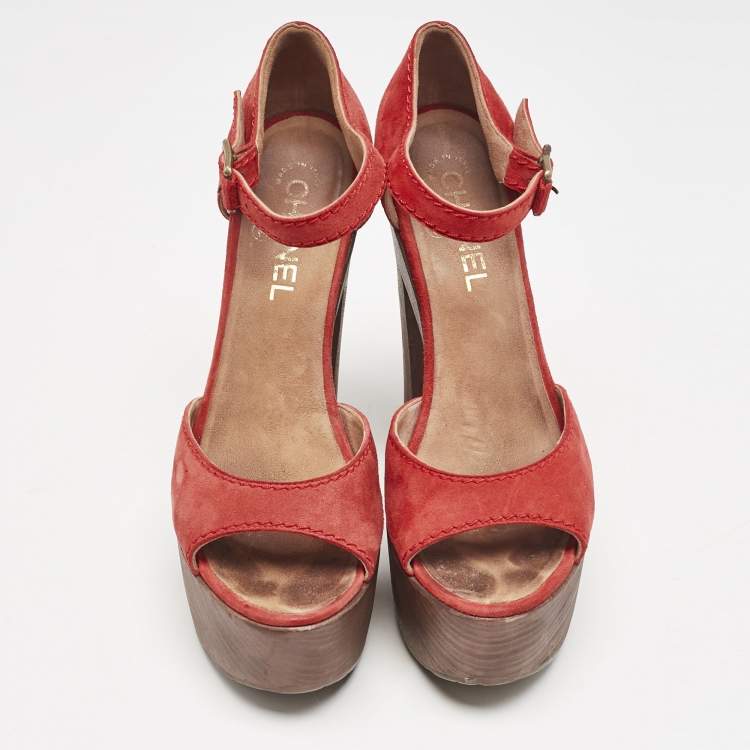 Pre Owned Chanel Red Suede and Wood Block Heel Platform Ankle Strap Sandals Size 38