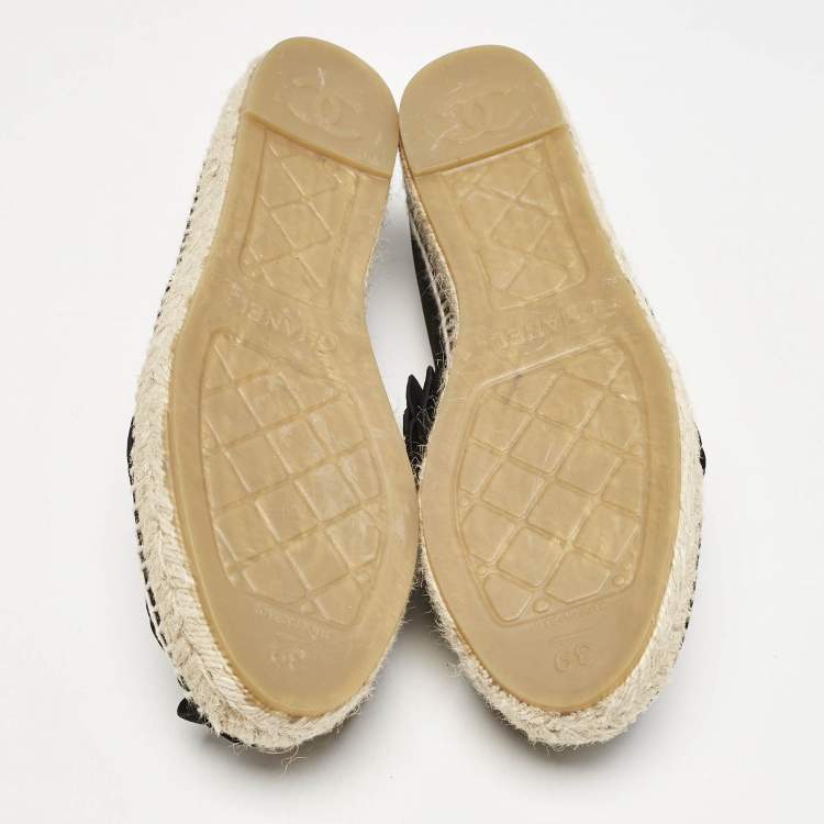 Pre Owned Chanel Black Nubuck Leather CC Camelia Applique Espadrille Flats Size 39