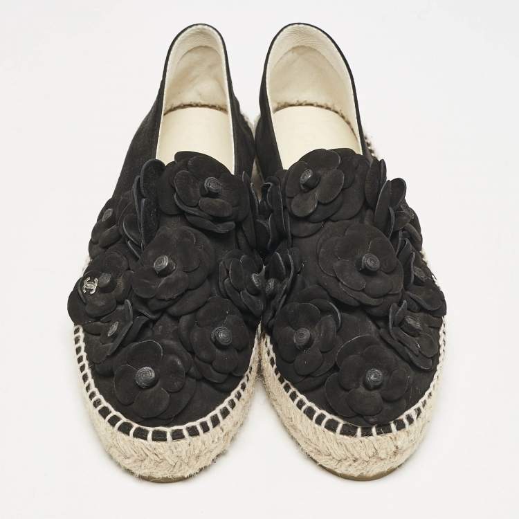 Pre Owned Chanel Black Nubuck Leather CC Camelia Applique Espadrille Flats Size 39