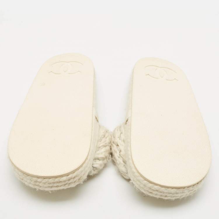 Pre Owned Chanel White/Silver Braided Knit CC Espadrille Flat Slides Size 39