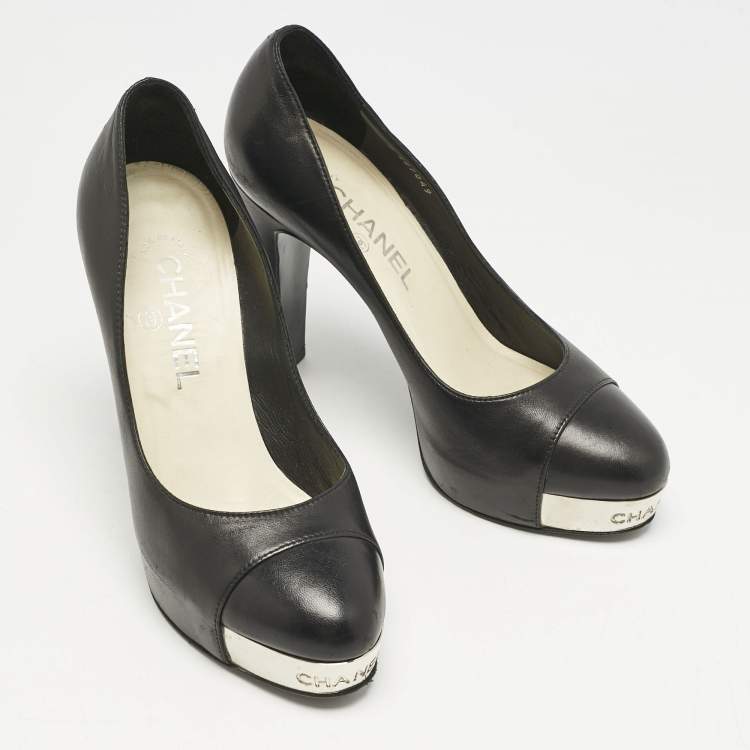 Pre Owned Chanel Black Leather CC Cap Toe Platform Pumps Size 37