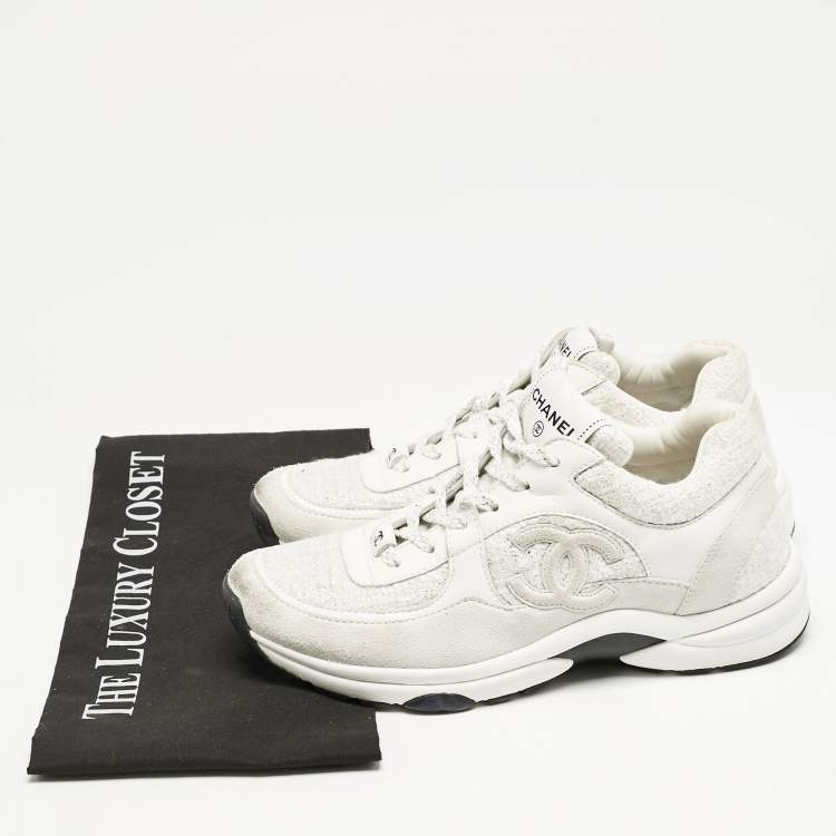 Pre Owned Chanel White/Silver Suede and Tweed CC Sneakers Size 37.5