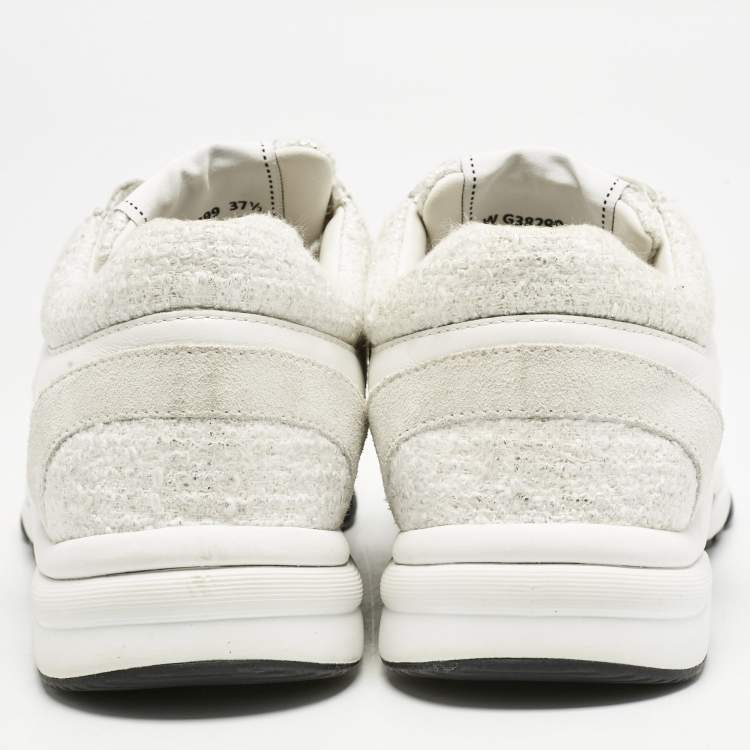 Pre Owned Chanel White/Silver Suede and Tweed CC Sneakers Size 37.5