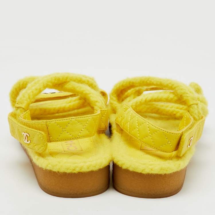 Pre Owned Chanel Yellow Leather CC Dad Flat Sandals Size 41