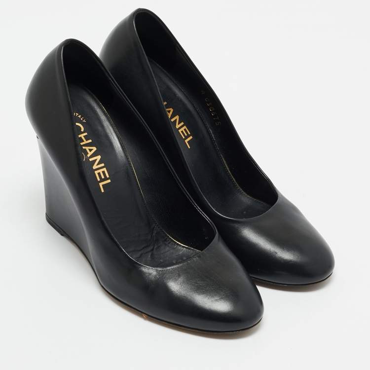 Pre Owned Chanel Black Leather Pearl Embellished Wedge Round Toe Pumps Size 38